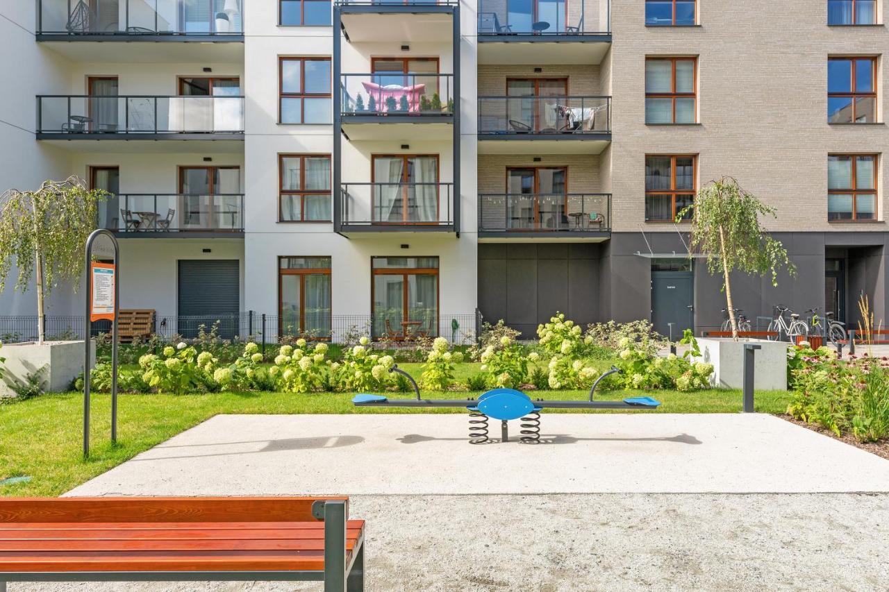 Zajezdnia Wrzeszcz Seaside & Parking By Downtown Apartments Gdansk Exterior foto