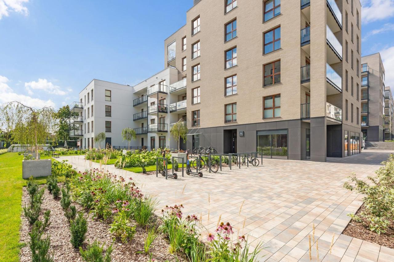 Zajezdnia Wrzeszcz Seaside & Parking By Downtown Apartments Gdansk Exterior foto